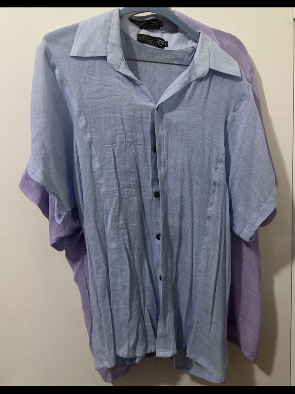 Gaya Womens Size Medium 2 Tops Purple And Blue Button Down
